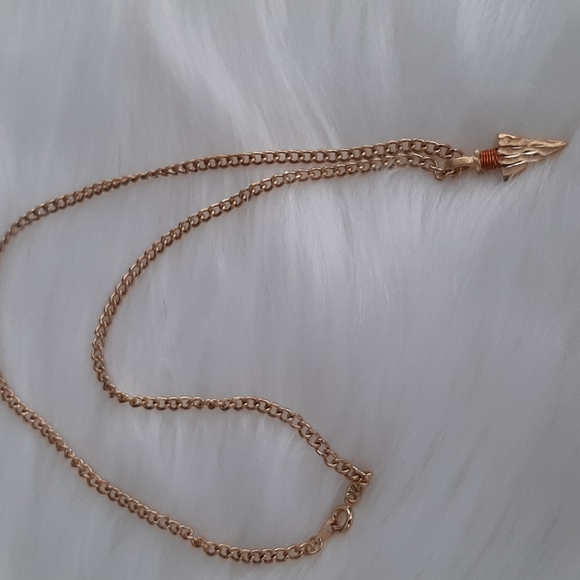 ARROWHEAD NECKLACE - Picture 3 of 5